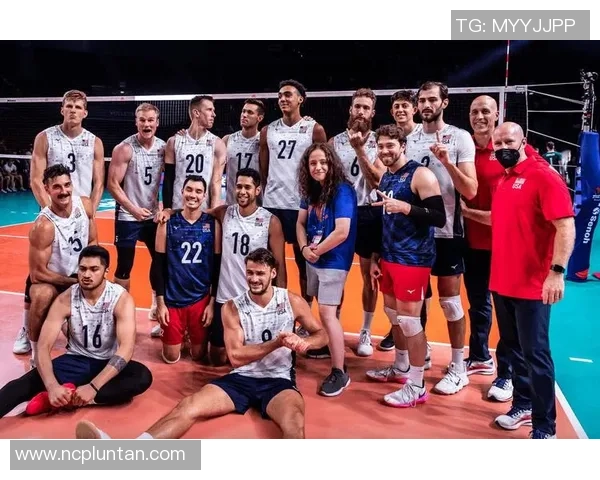 武汉网球队以97分稳居大师赛积分榜首位展现强劲实力